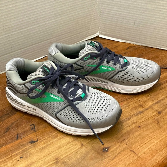 BROOKS ARIEL 20  Running SNEAKERS 
WOMENS #1203151B076 - Picture 2 of 12